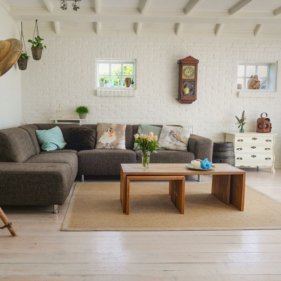 Living room walls and trim — Arrow Painting photo gallery