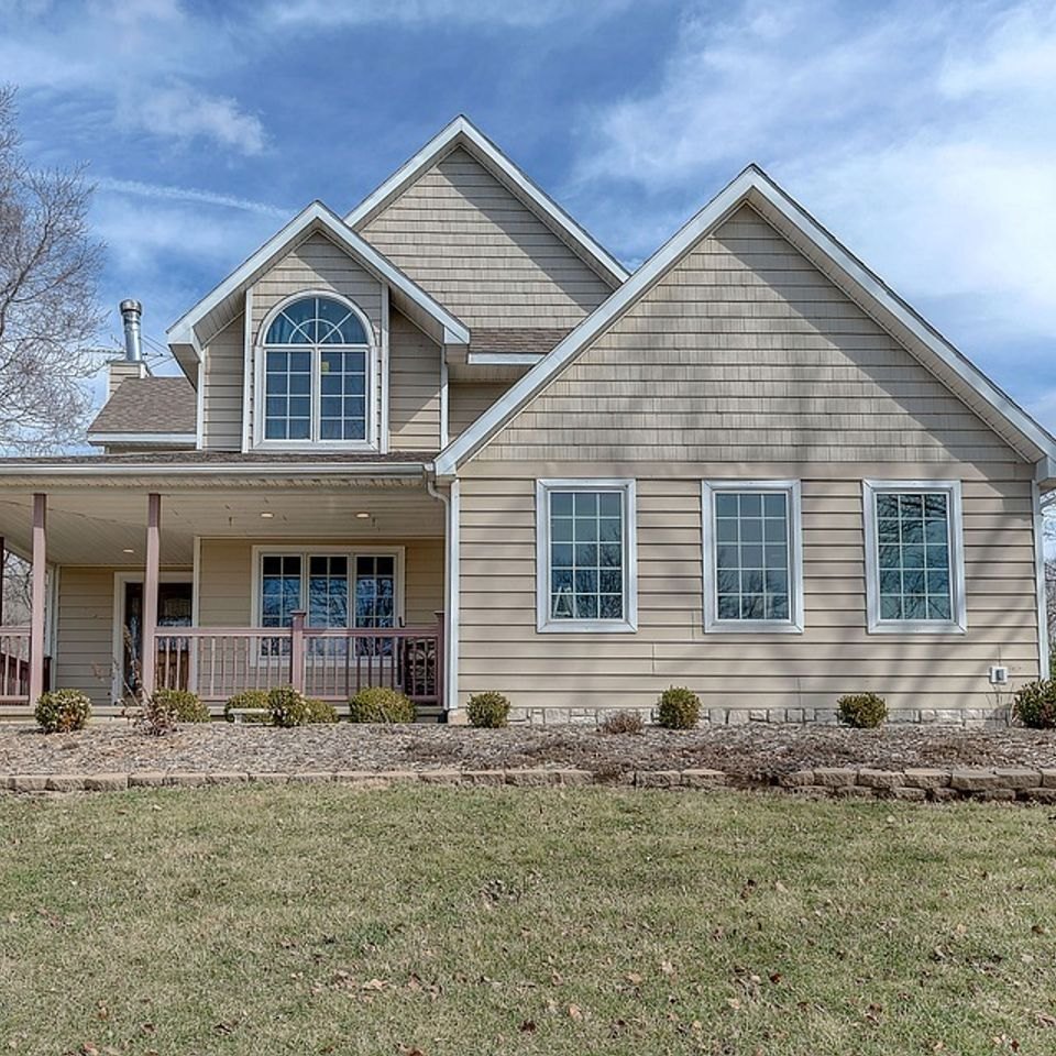 Home exterior — Arrow Painting photo gallery